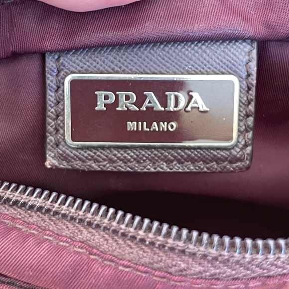 P - 48 Prada Burgundy Nyon Crossbody messenger bag - Picture 6 of 13